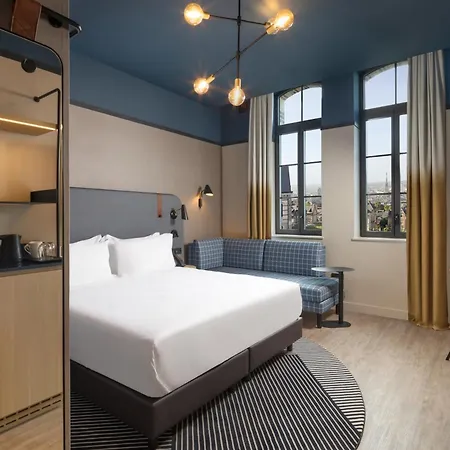 Hyatt Place 4*