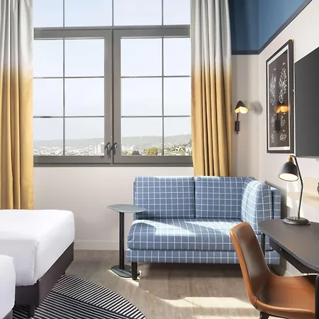 Hyatt Place Готель