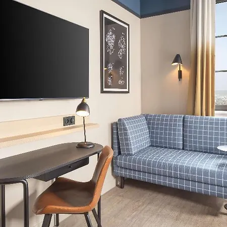 Hyatt Place 4*