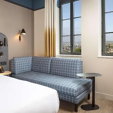 Hyatt Place Готель 4*