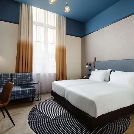 Hyatt Place Готель 4*